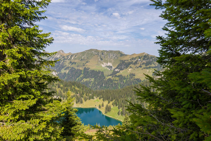 Lac de montagne - Yorick Brunet - Along the Ridge - Accompagnateur en montagne