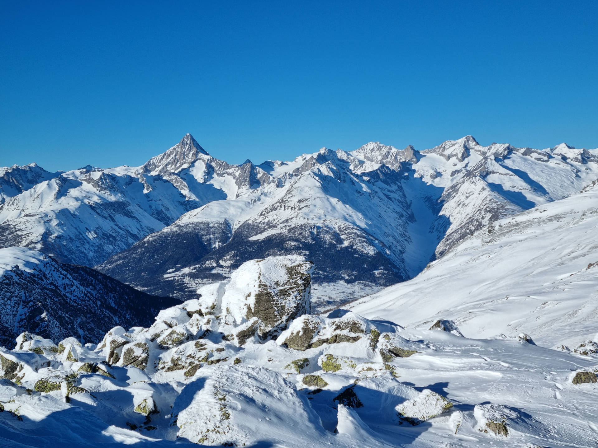 Yorick Brunet - Along the Ridge - Accompagnateur en montagne